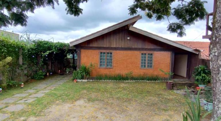 House with pool | Pets allowed in Itatiaia