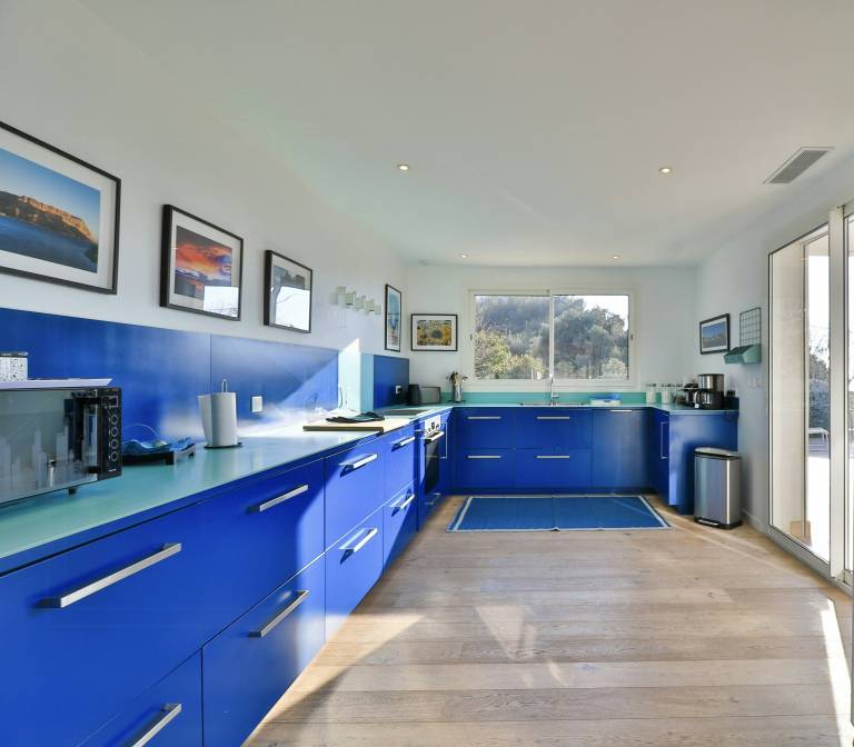 Child-friendly lovely house with yard, private pool & BBQ | Sea view | Pets allowed — photo 3