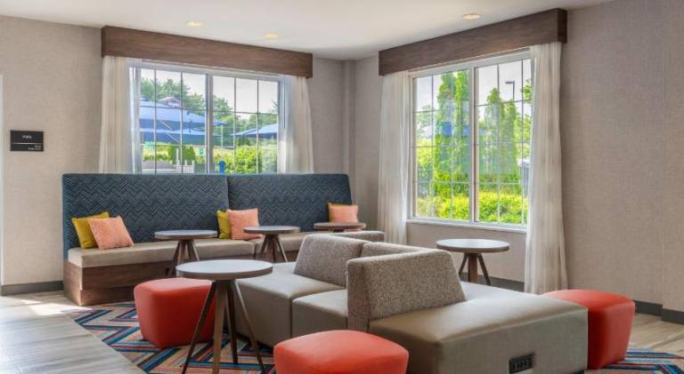 Hampton Inn by Hilton Manchester — photo 4
