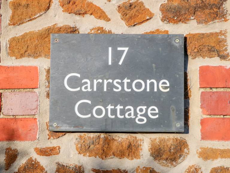 Child-friendly cottage with garden | Beach view | Pets allowed — photo 2