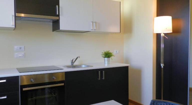 Serviced apartment with 2 rooms for 127 persons — photo 3