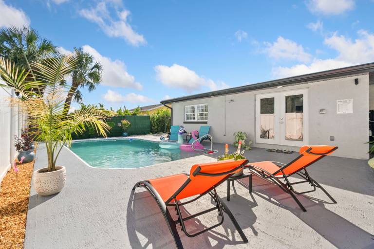 Pool+Beach Oasis Paradise BBQ Chill Out in Port Charlotte, FL