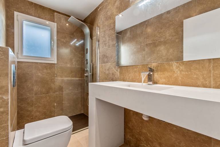 Chalet with private pool, garden & barbecue | Mountain view — photo 5