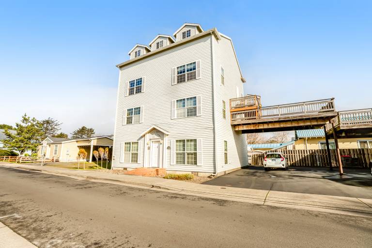House  Gearhart