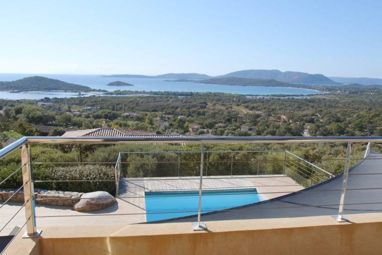 Family-oriented nice villa with barbeque, garden & terrace | Sea view | Pet-friendly — photo 4