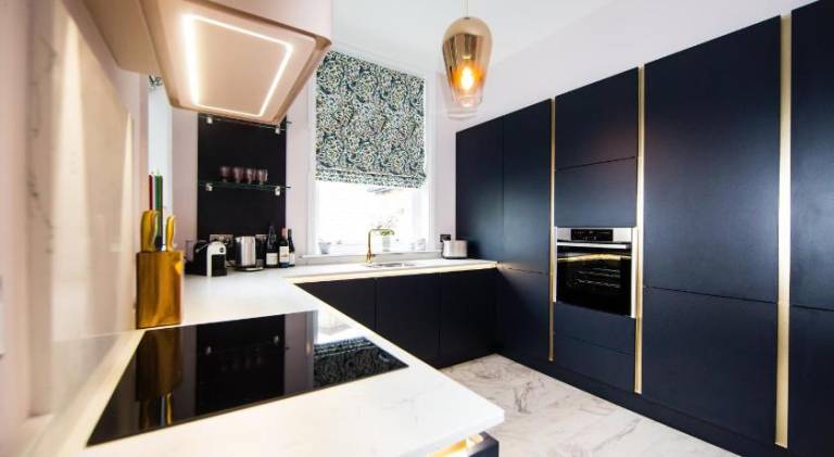 Luxury Travel Emporium HG1 - 2 Luxury apartments with Parking Space - in town centre in Harrogate