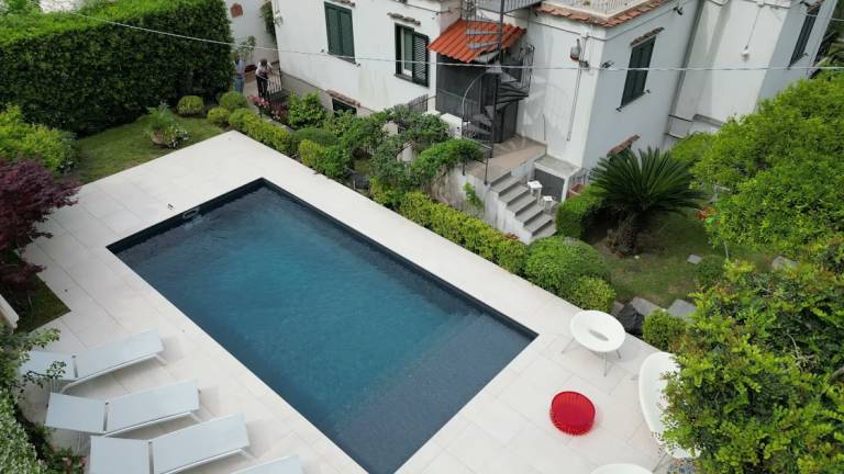 Child-friendly villa with terrace, garden & private pool | Garden view | Pets are welcome — photo 2