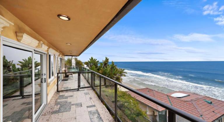 Villa with pool | Next to the beach | Pet-friendly — photo 4