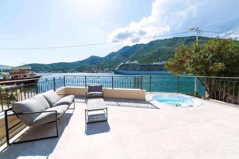 Apartament  Risan