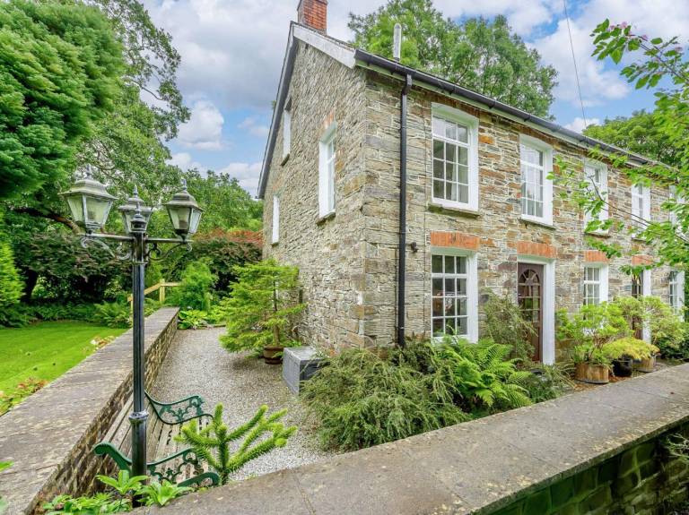 Cottage with garden | Water view — photo 2