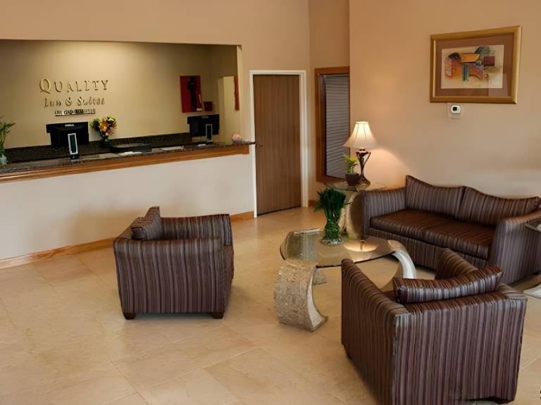 Quality Inn & Suites South-Obetz — photo 4