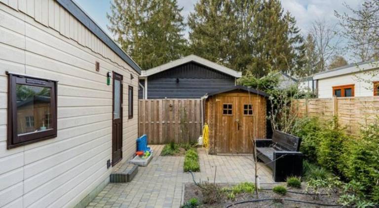 Chalet with 2 rooms for 4 persons — photo 4