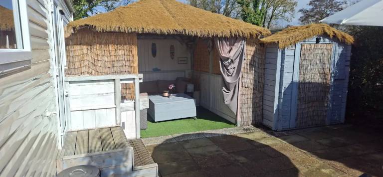 Charming chalet with garden, terrace & pool | Next to the beach | Dogs allowed — photo 3