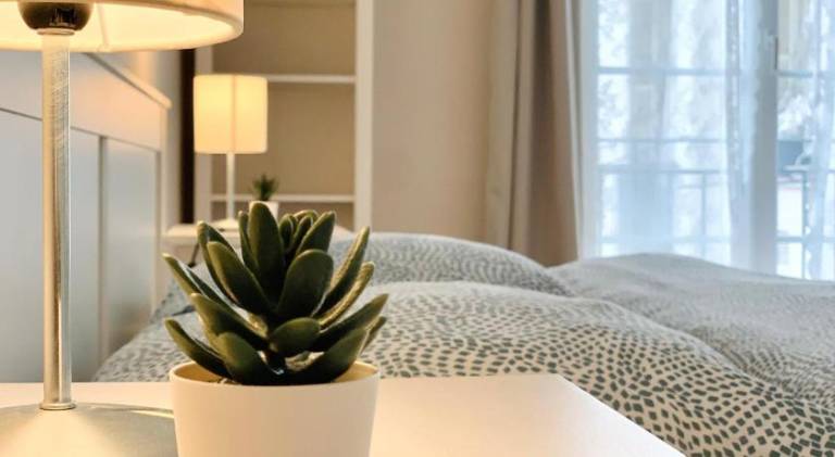 Chic & Spacious Getaway in Nice - 10min to Beach in Thiers