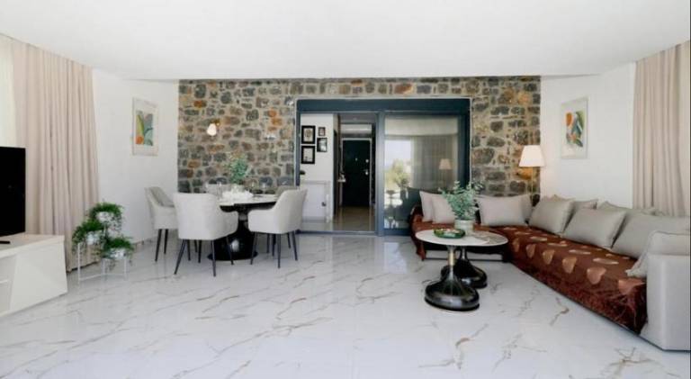 Villa with pool | Pet-friendly — photo 5