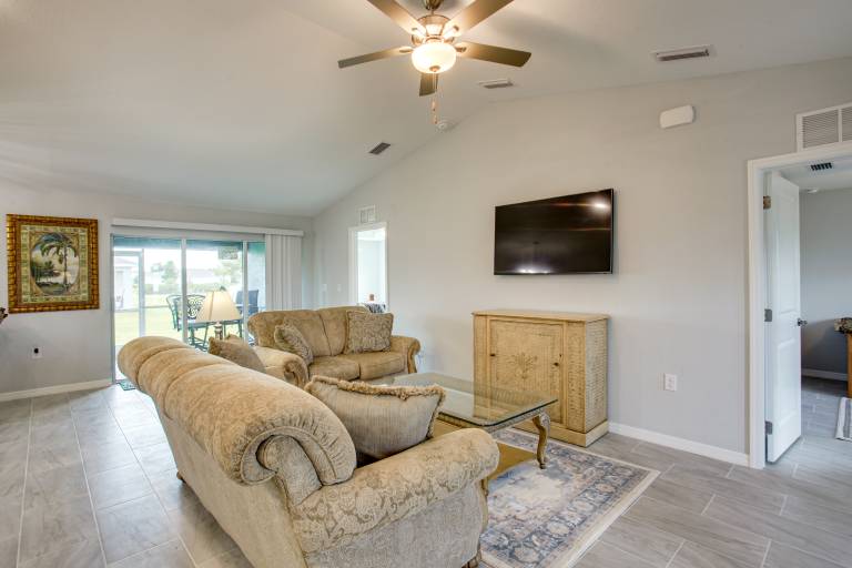 Snowbird Haven w/ Pet-Friendly Yard in Cape Coral! — photo 5