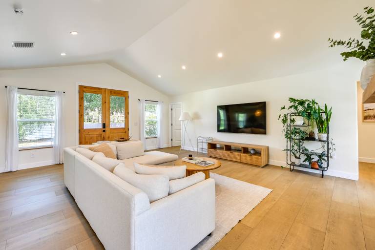 Naples Duplex Home w Private Pool & Lanai