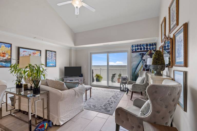 Condo Salter Path