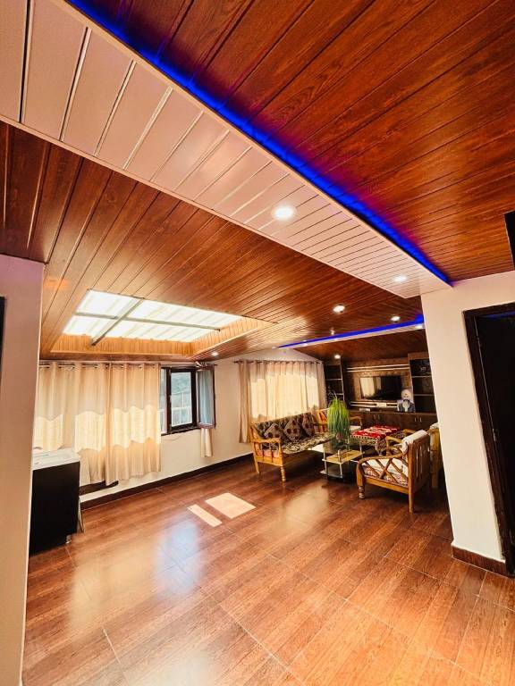 800 m&sup2; Ferienhaus