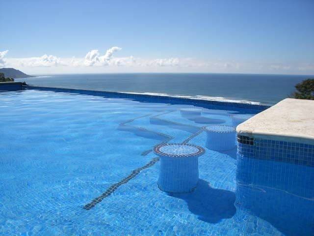 Villa  Santa Teresa Beach