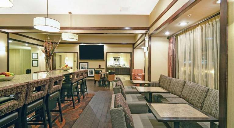 Hampton Inn Beloit — photo 4
