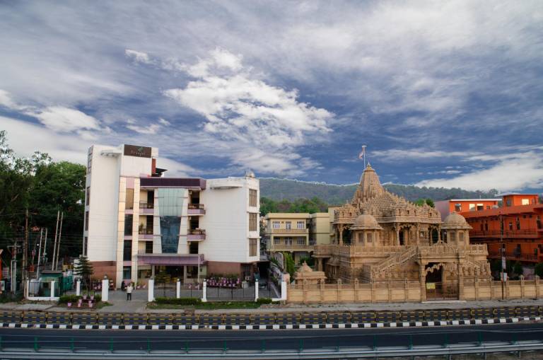 Brinjal Hotels Haridwar