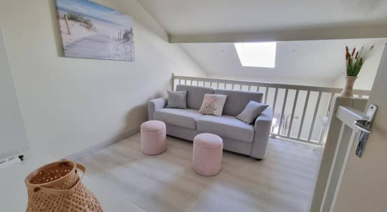 Holiday apartment with 3 rooms for 5 persons — photo 2