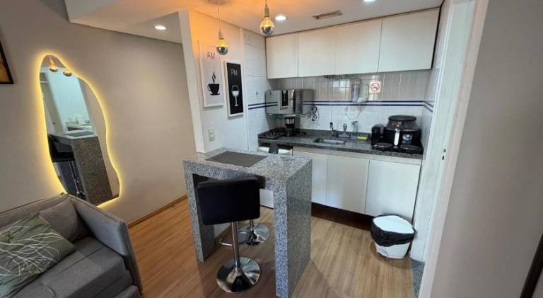 Apartment with pool — photo 3