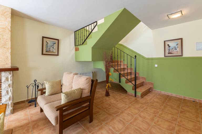 Holiday apartment with patio & yard | Mountain view | Good for workation — photo 5