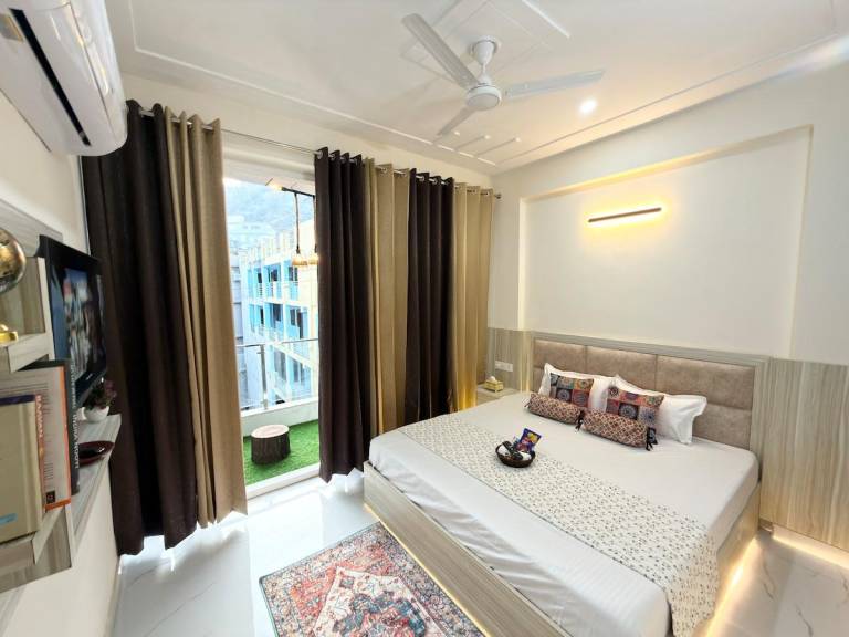 Sukh Sansaar Luxury Mountain View 1BHK. — photo 2