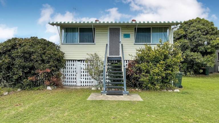 House Burrum Heads