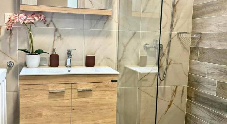Holiday apartment with jacuzzi — photo 2