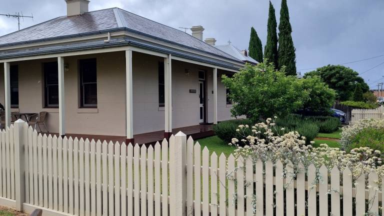 House  Point Lonsdale