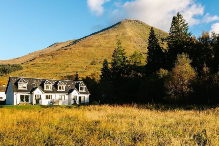 House  Crianlarich