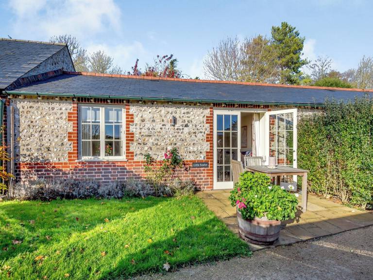 Cabin  East Dean and Friston