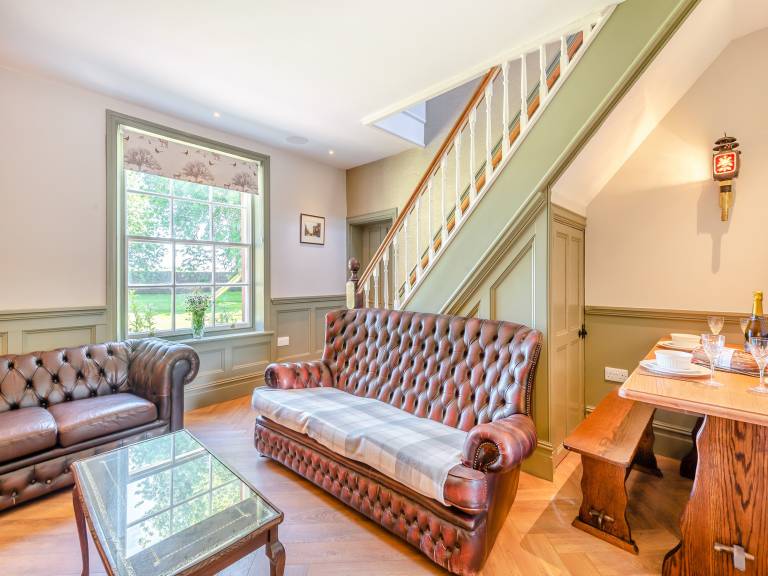 Family-oriented wonderful cottage with yard & barbecue | River view | Dogs allowed — photo 2