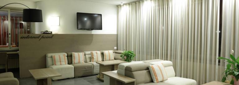 Charming rental apartment with BBQ | Next to the beach | Pets allowed — photo 3
