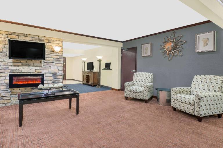 Travelodge by Wyndham Lima OH — photo 3