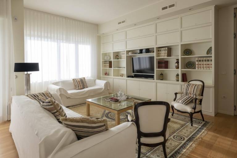 Family-oriented big holiday apartment with jacuzzi | Pets are welcome — photo 4