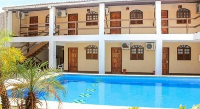 Serviced apartment with terrace & pool in Pouso Alegre