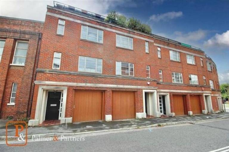 House Ipswich