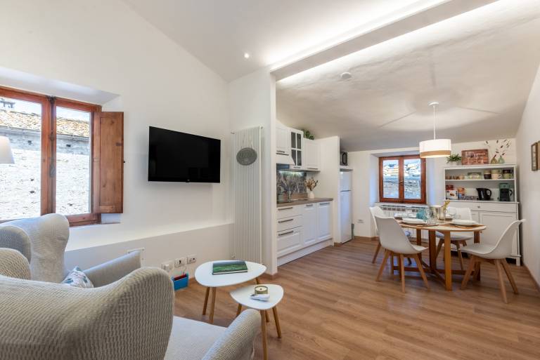 Apartment 'Il Teatro' with Wi-Fi and Air Conditioning in San Gimignano