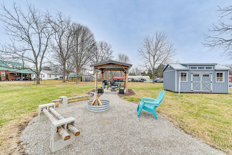 Charming Cave City Vacation Rental w/ Fire Pit! — photo 2