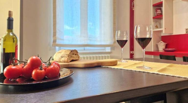 Rental apartment with 2 rooms for 6 persons — photo 4