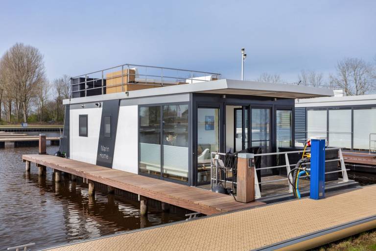 Hausboot  Offingawier