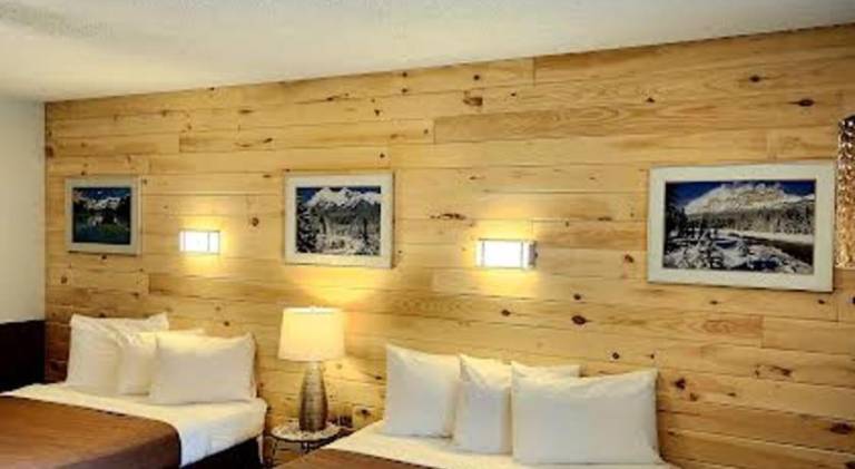 Rundle Mountain Lodge — photo 2