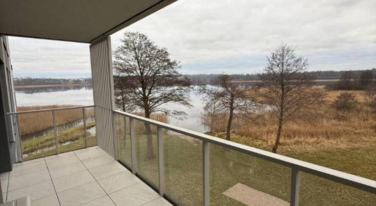 Apartment with terrace & yard — photo 4