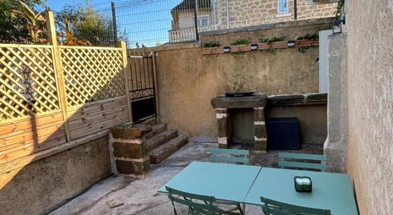 Apartment with 2 rooms for 4 persons in Gaillard