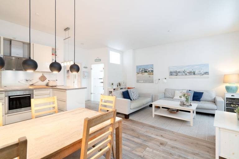 Ferienhaus Strandperle in Timmendorfer Strand mit Terrasse und Garten, 100 m zur Ostsee — photo 2
