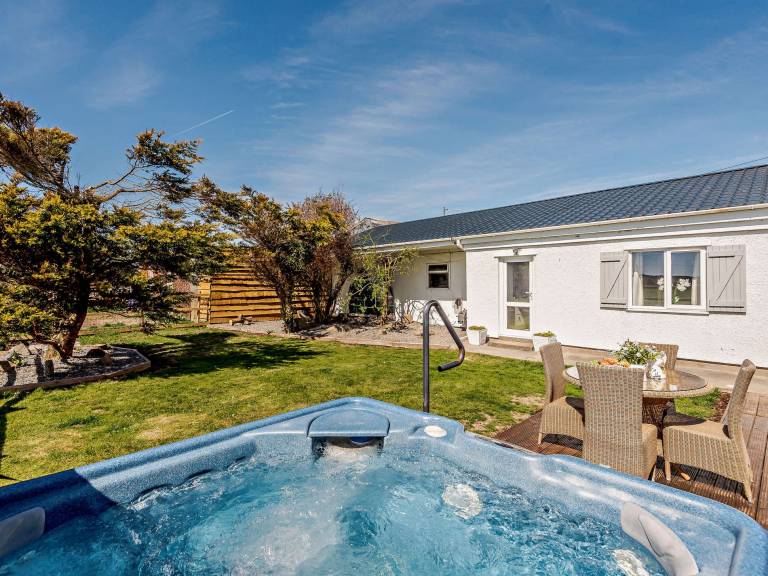 Cottage Rhoscolyn